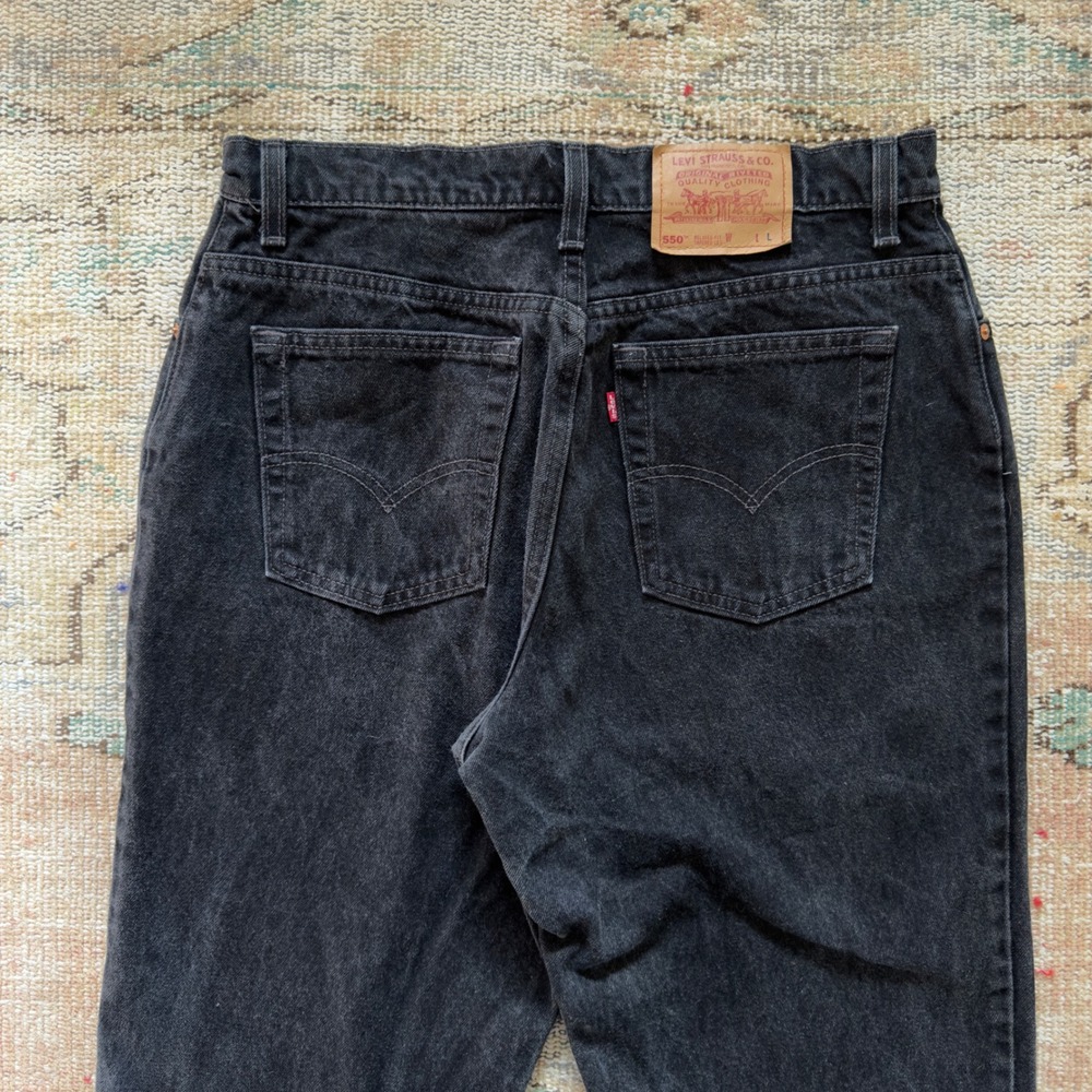 Vintage‎ Levis 550 Black Relaxed Fit Tapered Leg Jeans 16 REG - Picture 7 of 8